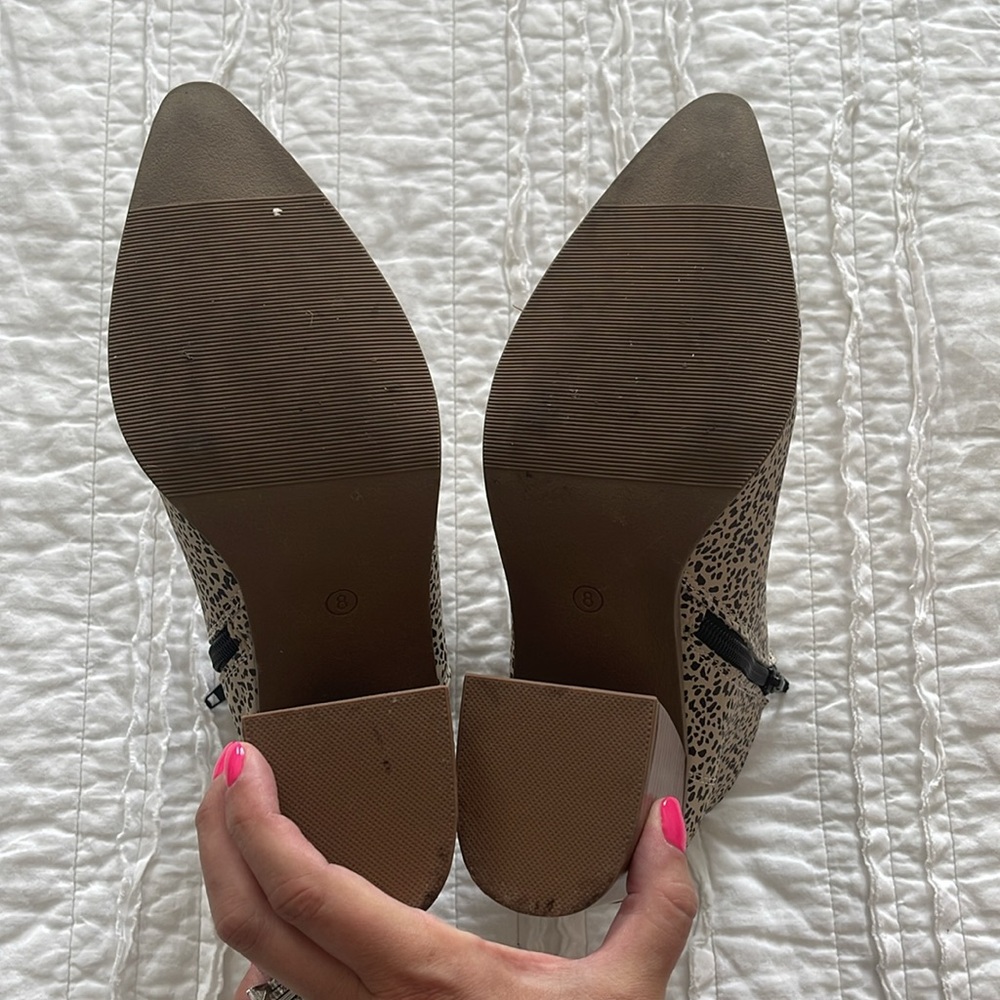 Spotted Pointed Toe Booties - Picture 5 of 5